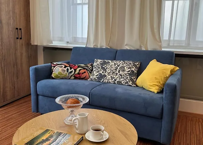 Postersapt3-cozy Cinema Vibes Appartement